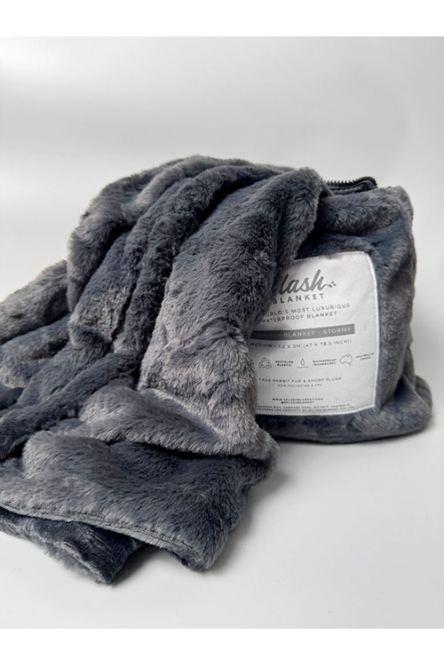 Furlush Non Bonded Waterproof Blanket | Large